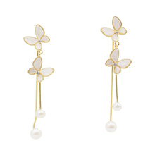 Load image into Gallery viewer, Butterfly Tassel Pearl Earrings in 18k Gold Plated