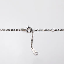 Load image into Gallery viewer, Y-shaped Black and White Pearl Necklace