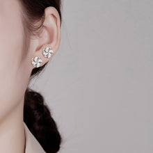 Load image into Gallery viewer, Anxiety Rotatable Windmill Necklace

