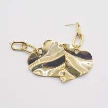 Load image into Gallery viewer, 18K Gold Plated Love Heart Dangle Earrings
