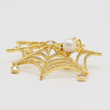 Load image into Gallery viewer, Spider Brooch Pin in 18K Gold Plated
