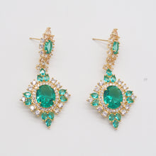 Load image into Gallery viewer, Vintage Party Drop Earrings
